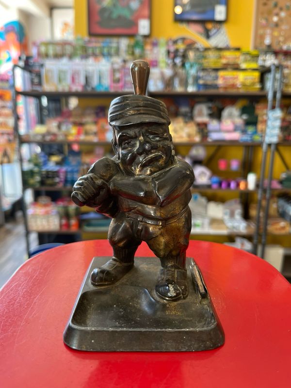 “Honus Wagner”Baseball Player Striker Permanent Match Table Lighter