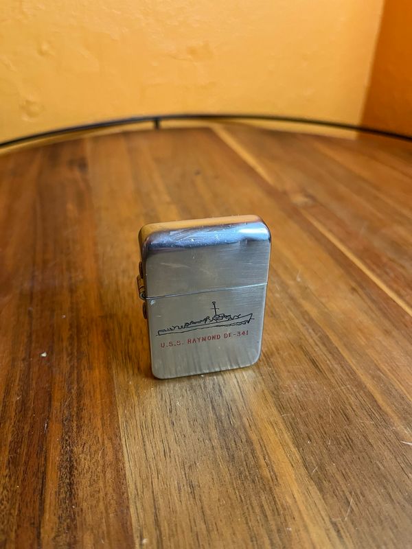 USS Raymond DE-341 Berkeley Military Flip Top Lighter