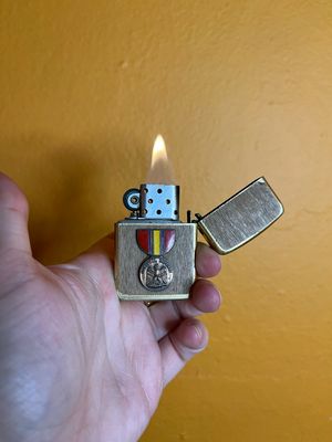 National Defense Badge Imitation Wood Military Flip Top Lighter