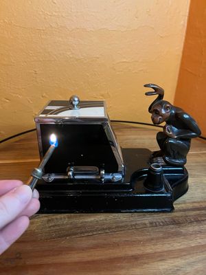 1930s Ronson Monkey Pik-a-Cig Cigarette Dispenser Striker Permanent Match Table Lighter