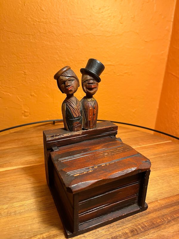Wooden Kissing Couple Possibly German Cigarette Dispenser