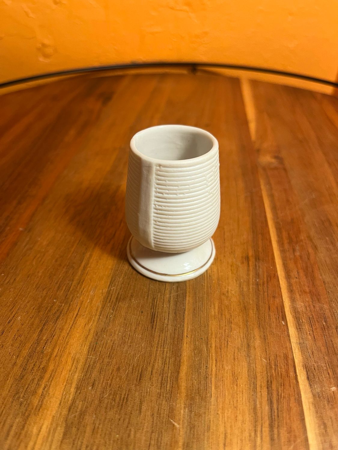Thin Gilded Band Ceramic Match Holder