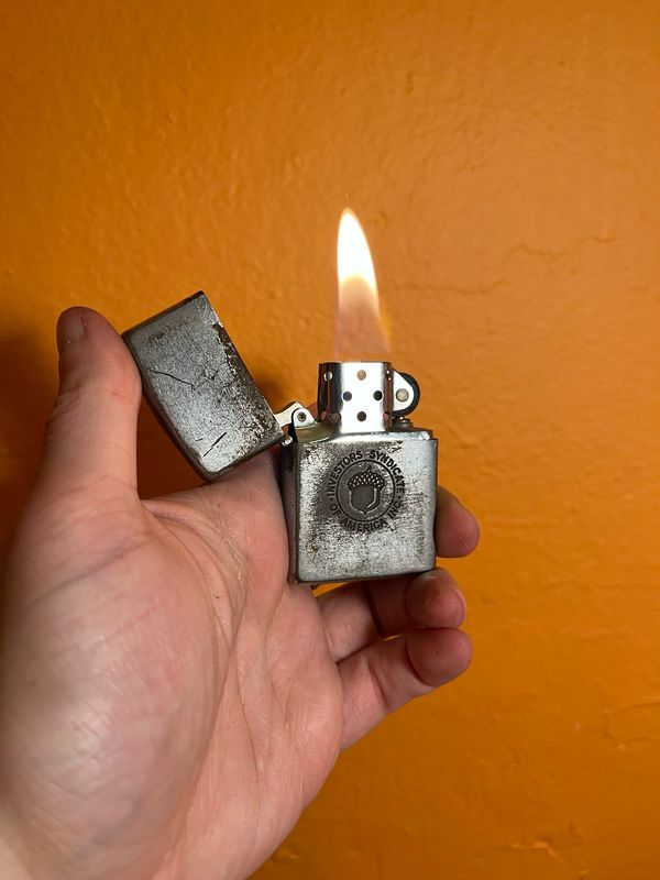 Pre-1950 Investors Syndicate Of America Inc Zippo Lighter