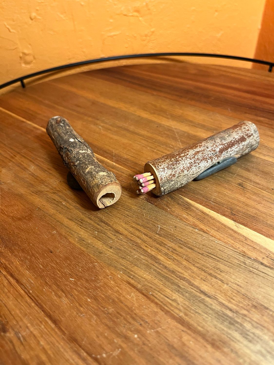 1984 Wooden Stick Match Holder Set
