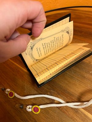 1990 Virginia Slims Little Black Book Eyeglass Cord Set