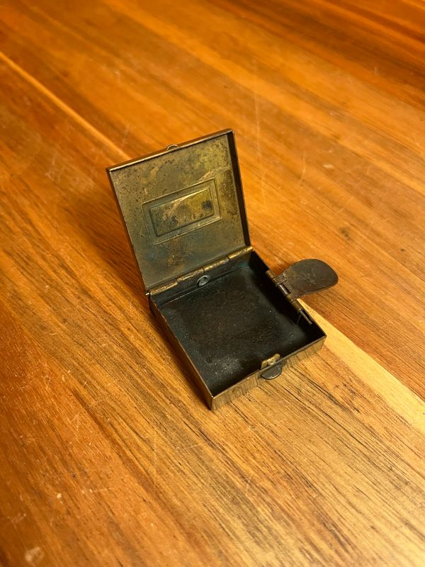 Single Panel Portable Ashtray