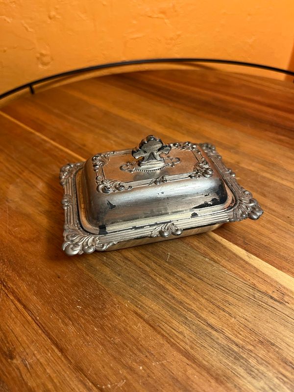 Made In Occupied Japan Peeling Plated Cigarette Dish