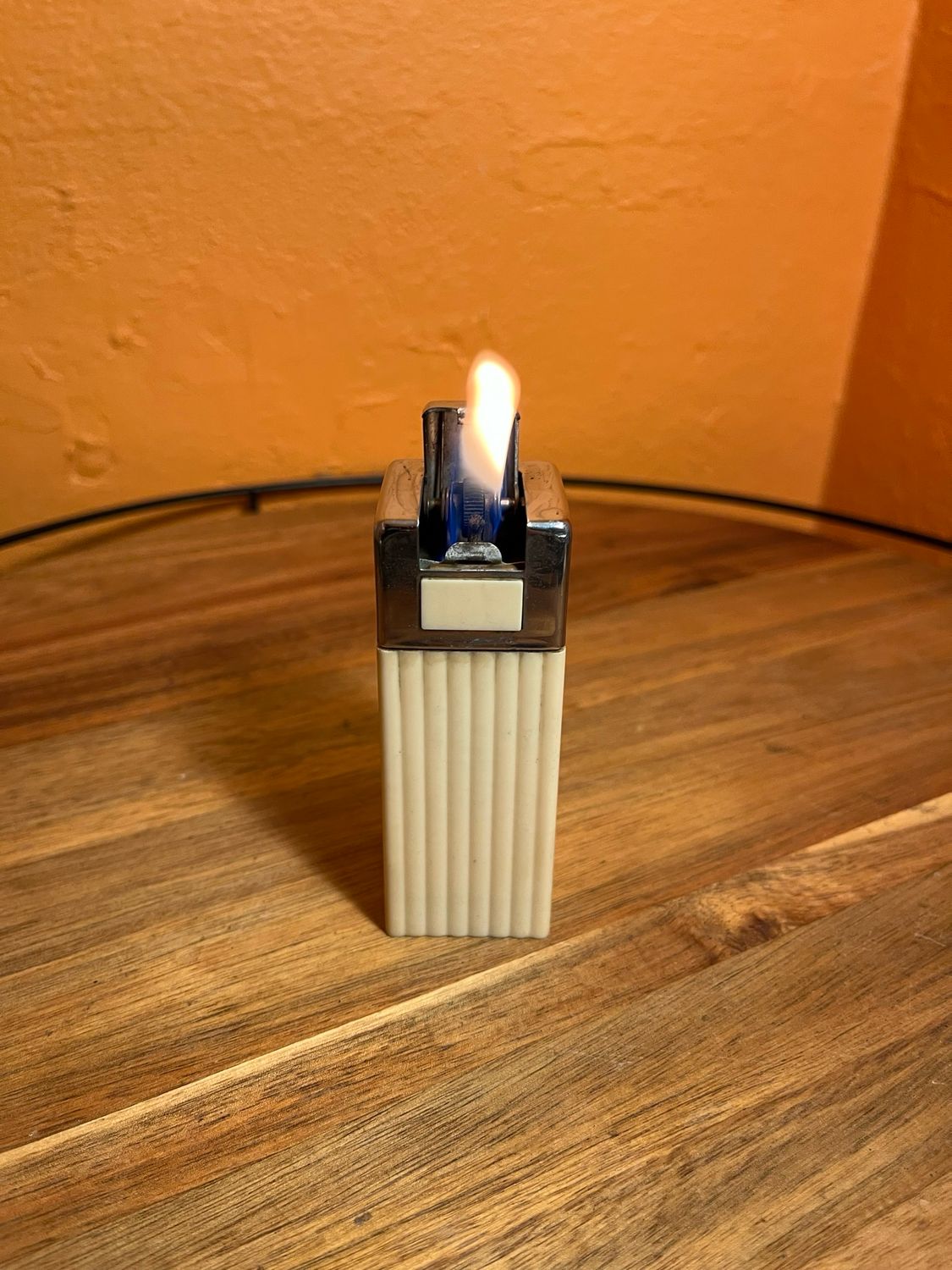 Ribbed Chase Brand Table Lighter