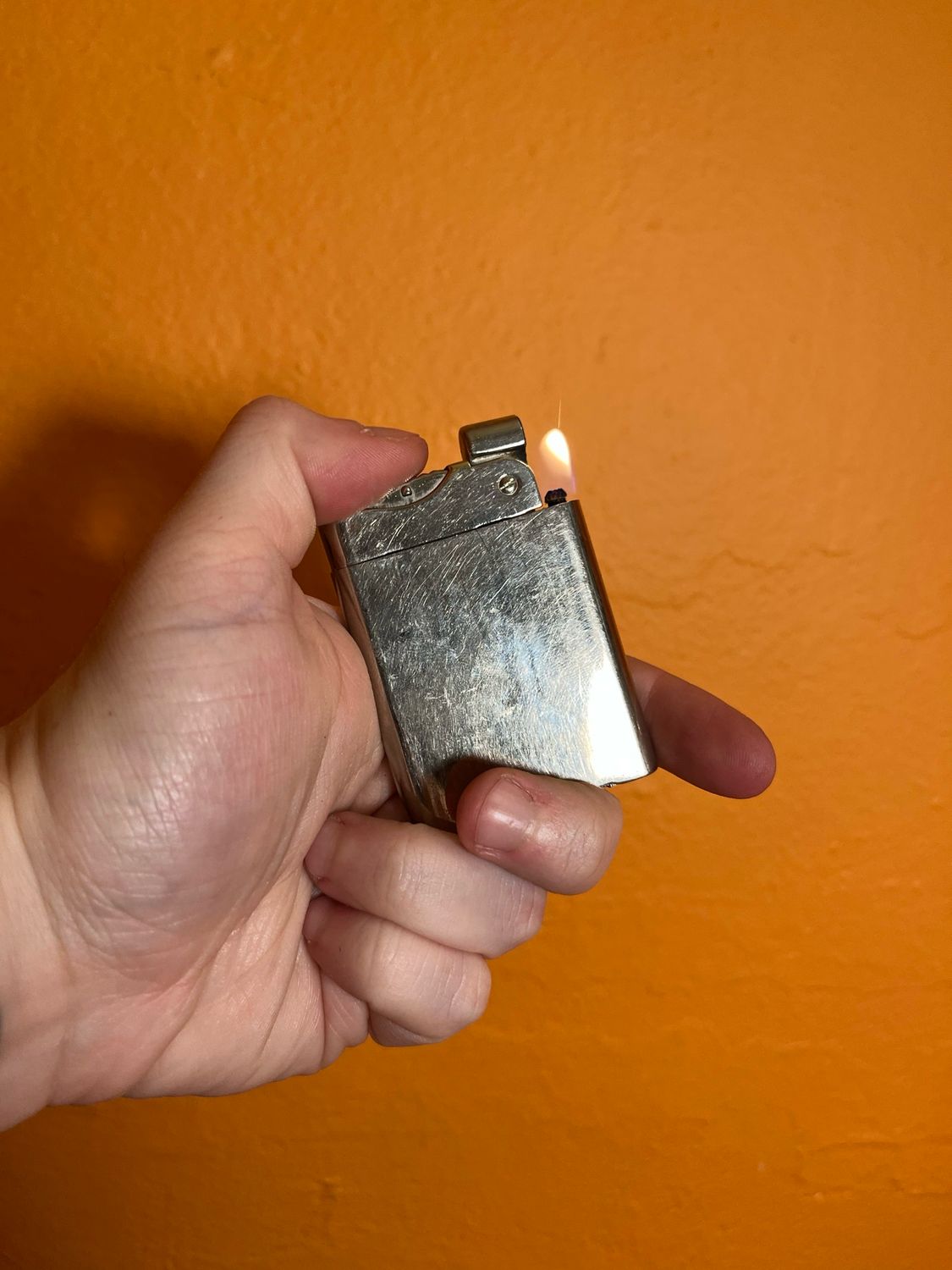 Wifeu Austria Tall Flat Lighter