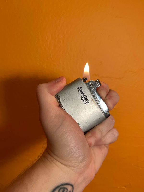 Automatic Radio Flat Lighter