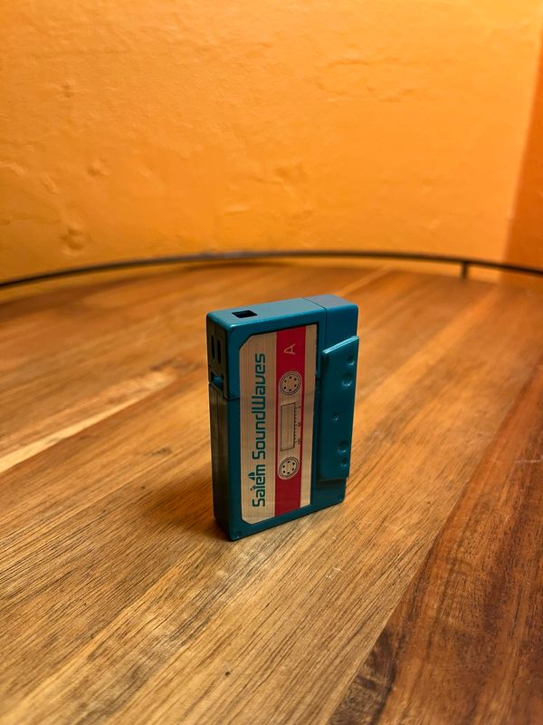 DISPOSABLE Salem Cassette Lighter