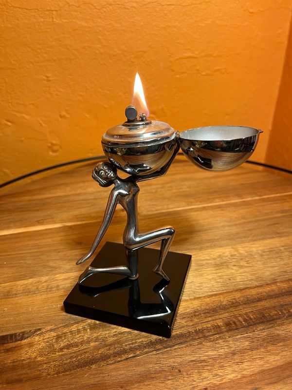 Early 20th Century Kneeling Globe Bearer Woman Double Wheeled Art Deco Table Lighter