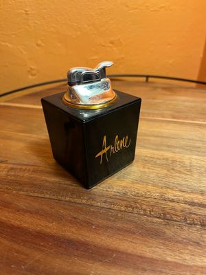 Arlene Black Cube Table Lighter