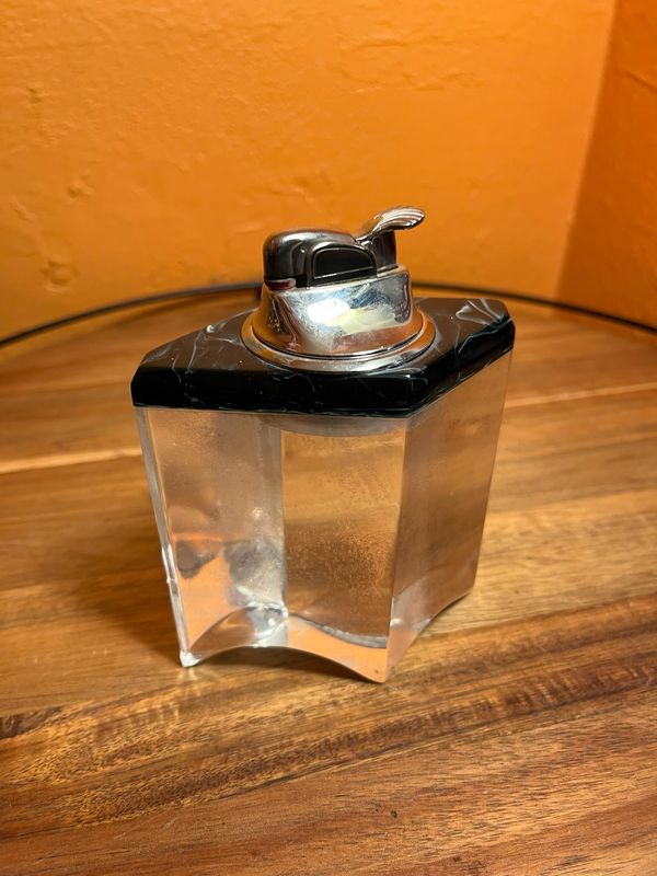MCM Abstract Flask Shaped Lucite Table Lighter