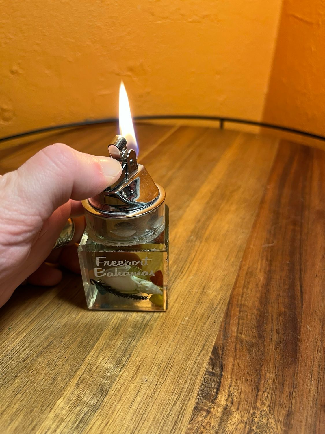 Freeport Bahamas Souvenir Shaker Lucite Table Lighter