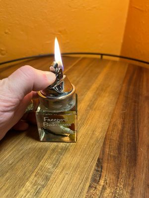 Freeport Bahamas Souvenir Shaker Lucite Table Lighter