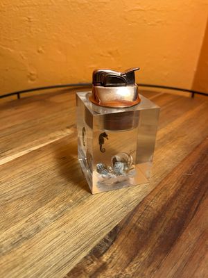 Sea Life Diarama Lucite Table Lighter