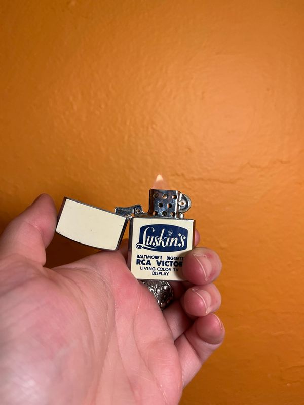 Luskin’s Baltimore’s Biggest RCA Vector Flip Top Lighter