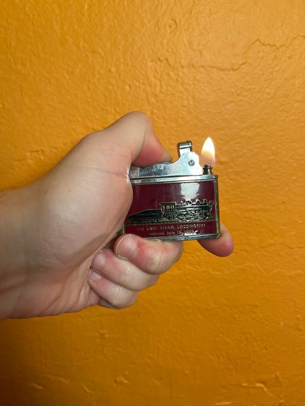PA Last Steam Locomotive Retired Flat Lighter