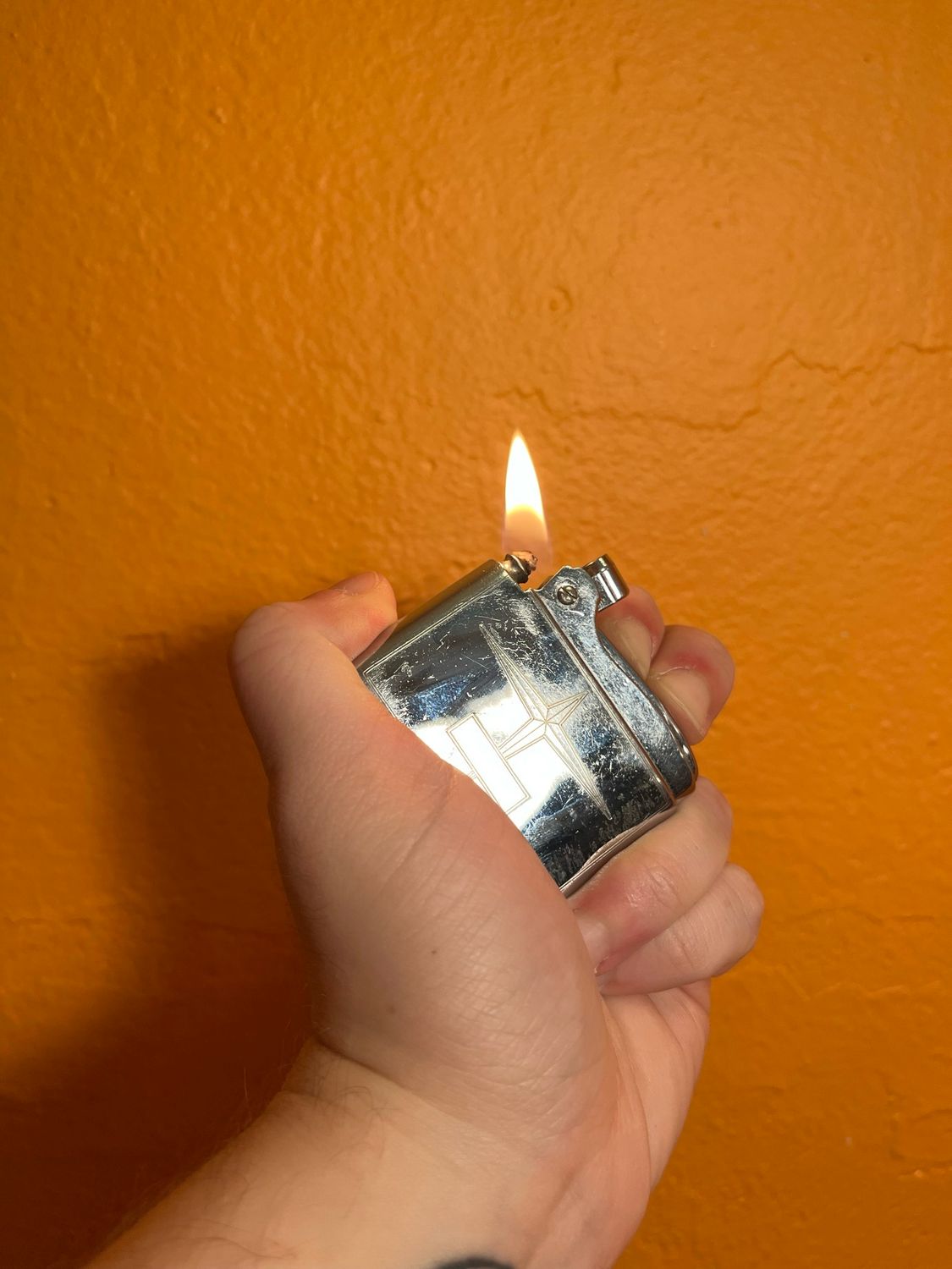 Ronson Adonis Star Flat Lighter