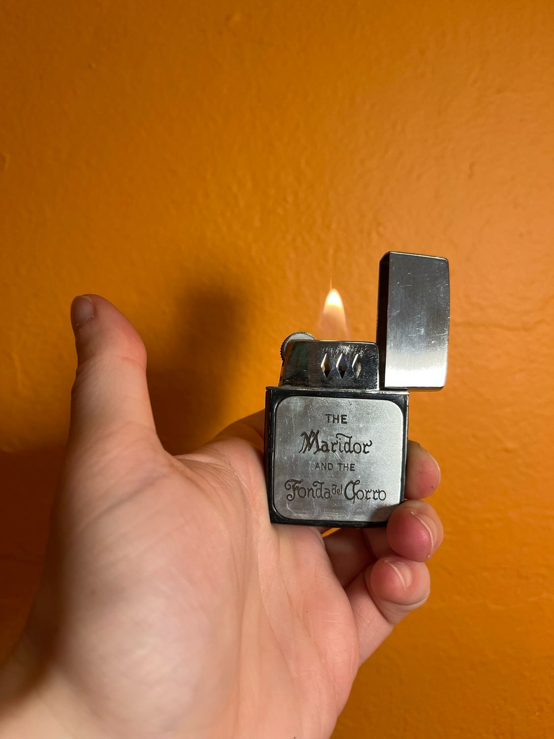 The Maridor &amp; The Fonda Del Gorro Flip Top Lighter