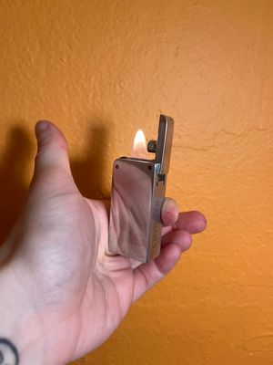 Lord Oxford S Appel &amp; Co Side Strike Lighter