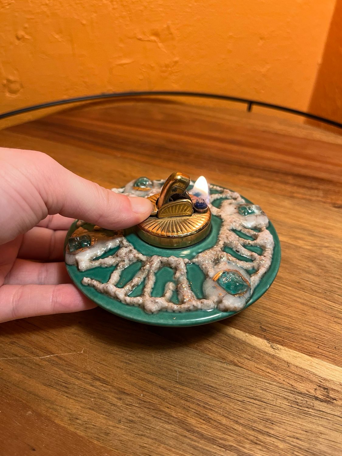 Evans Imitation Jade Matrix Table Lighter