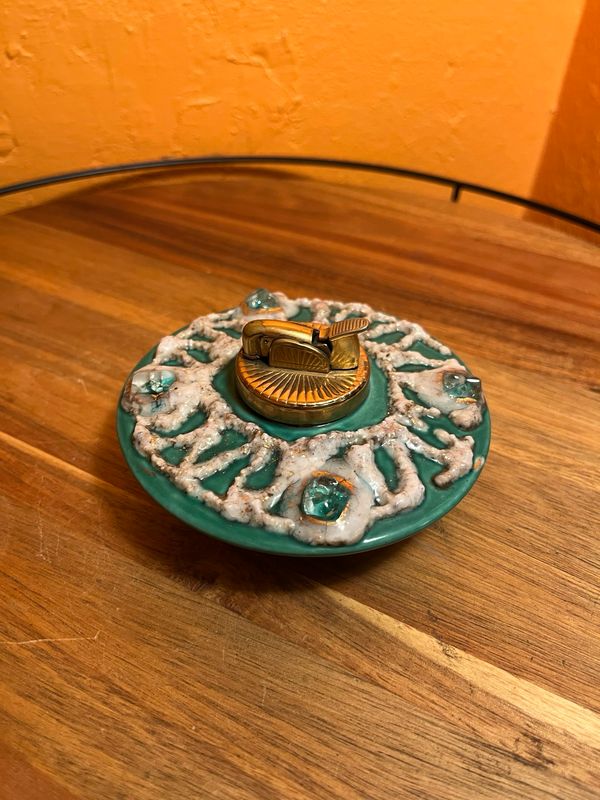 Evans Imitation Jade Matrix Table Lighter