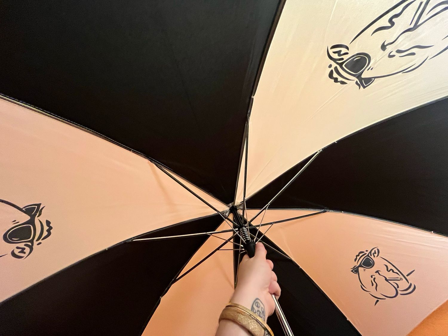 1990s Camel Smokin Joe Pop Art Umbrella