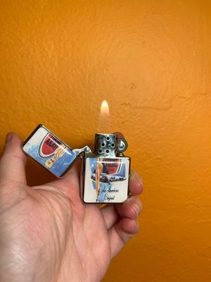 Lucky Strike Pinup Flip Top Lighter