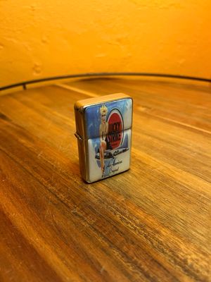 Lucky Strike Pinup Flip Top Lighter