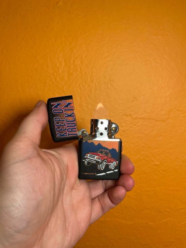 1994 AADLP Keep On Truckin Flip Top Lighter