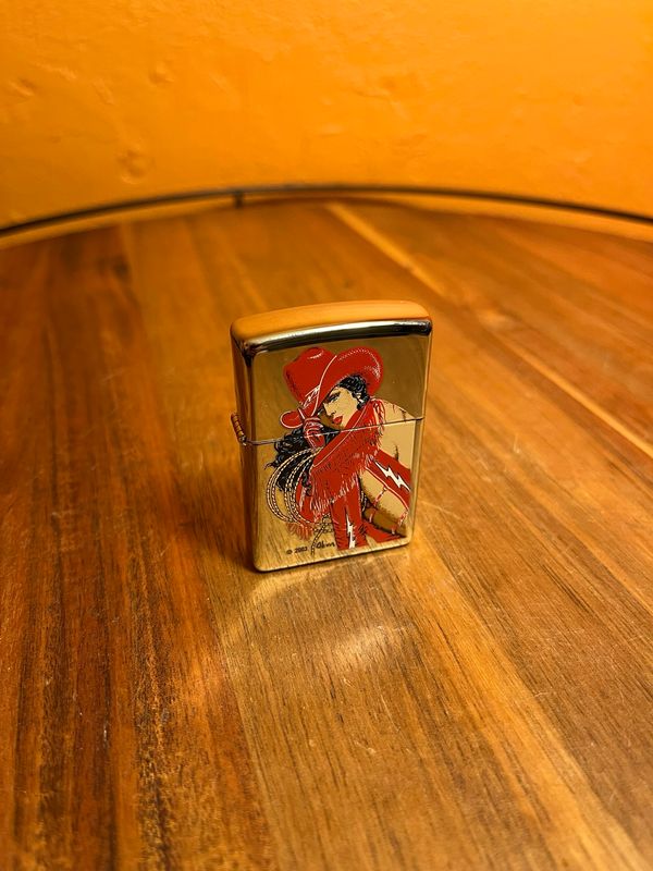 2002 Olivia Berbardinis Bandita Red Cowgirl Pinup Sealed Unstruck Zippo Lighter