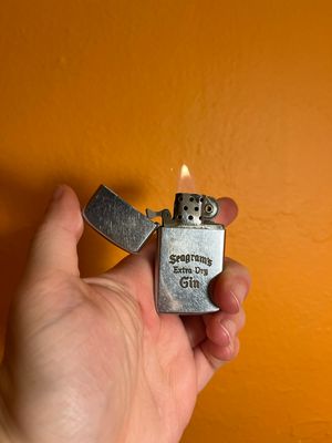 1961 Seagram’s Extra Dry Gin Zippo Slim Lighter