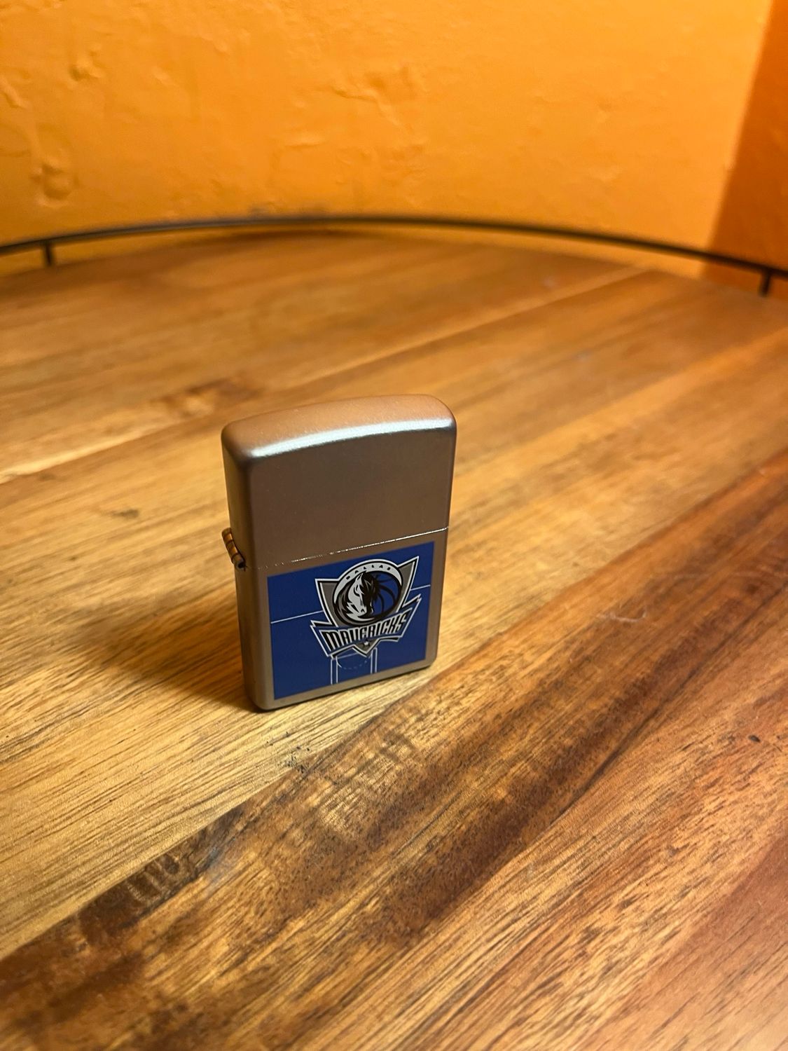 2003 Dallas Mavericks Sealed Unstruck Zippo Lighter