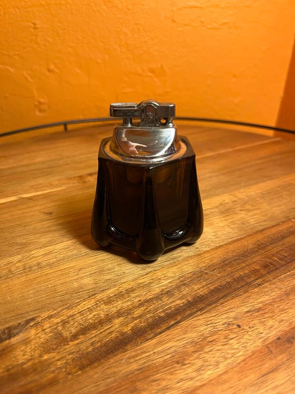 Smoky Glass Table Lighter