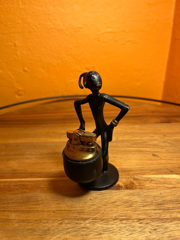 1920s American Minstrelry Table Lighter