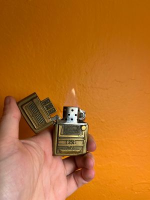 2000 Barrett Smythe Slot Machine Brass Zippo Lighter