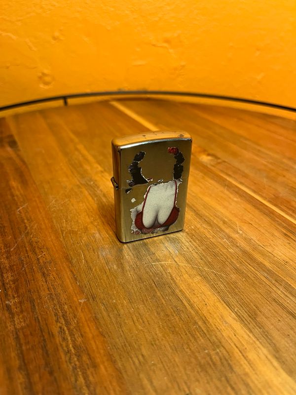 2017 Badly Worn Bettie Page Pinup Zippo Lighter