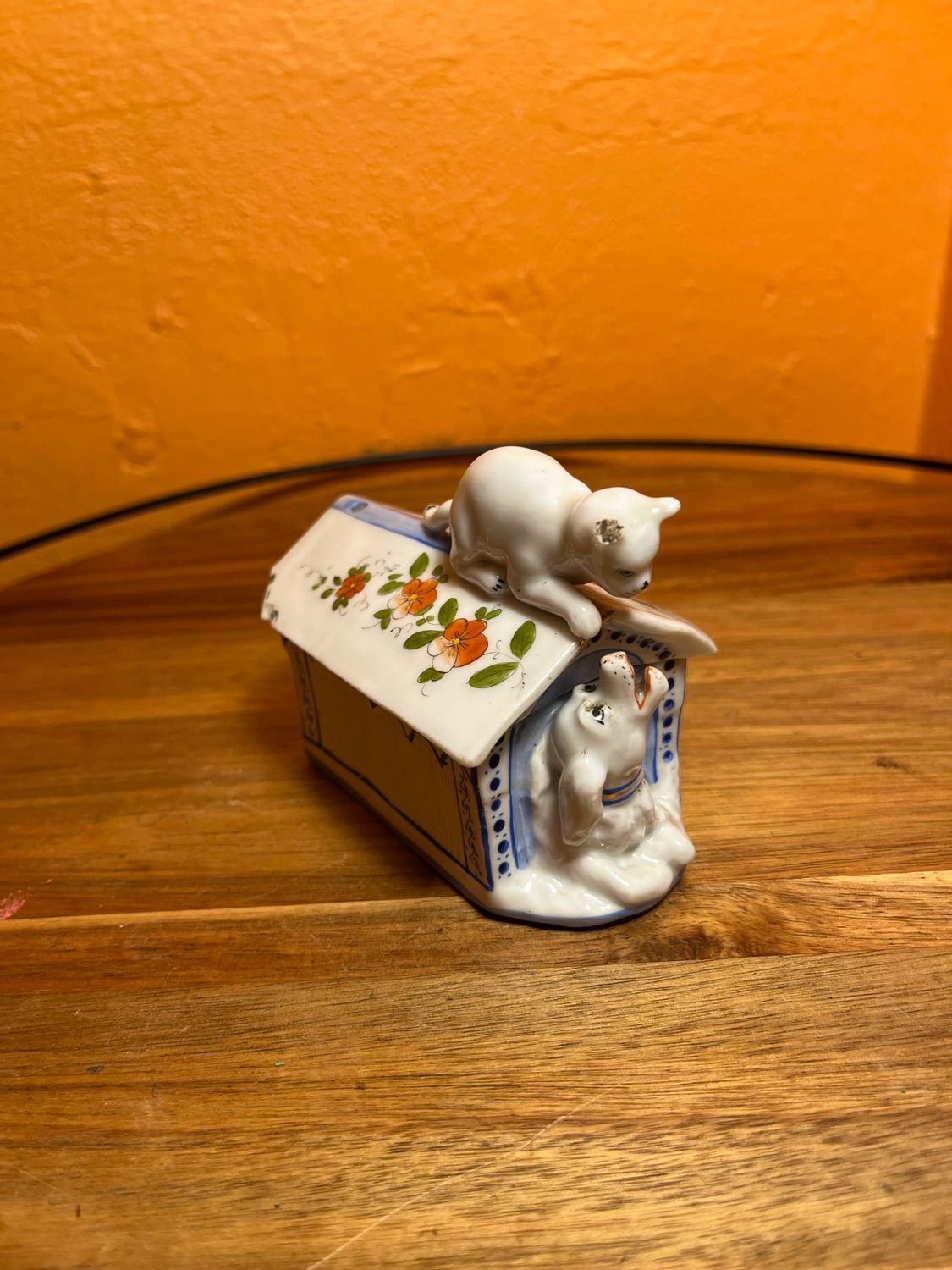Damaged Cat On Doghouse Ceramic Matchbox