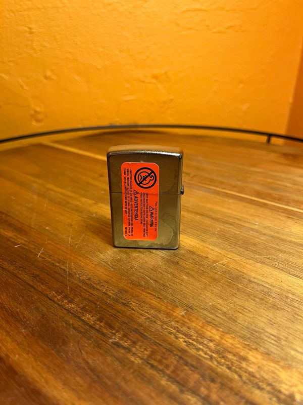 2020 Toronto Maple Leaves NHL Sealed Unstruck Zippo Lighter