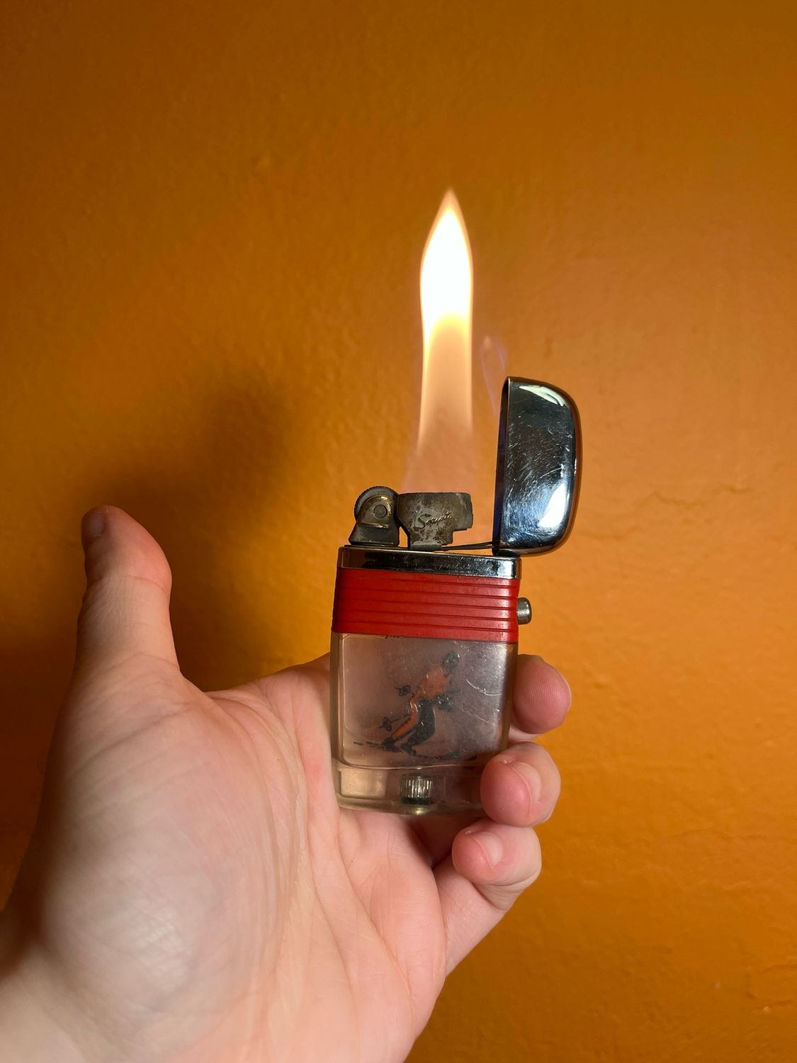 Skier Scripto Lighter