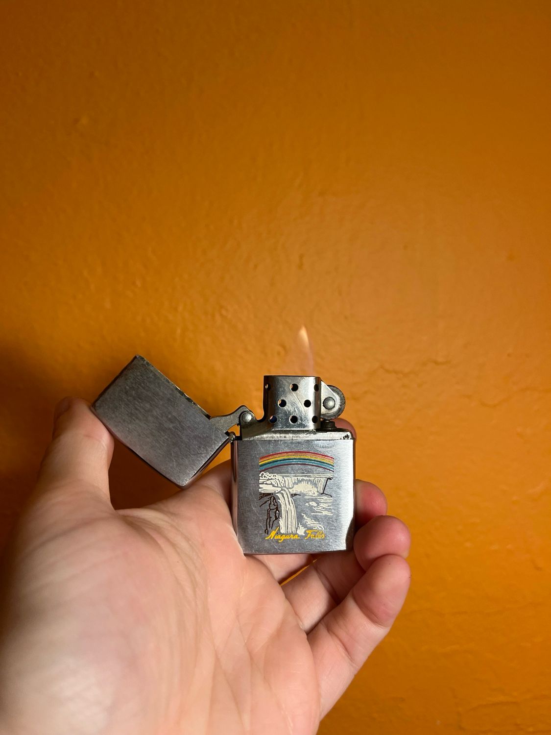 1994 Niagara Falls Souvenir Canadian Made Zippo Lighter
