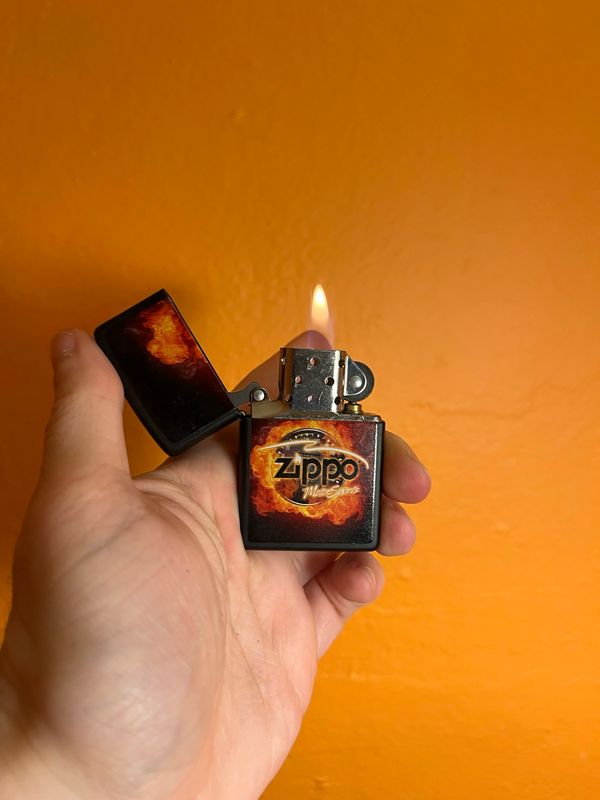 2012 Flaming Zippo Motorsports Lighter