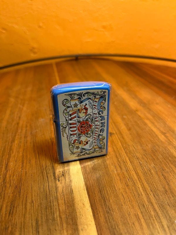 2003 Big Fat Delicious Camel Wides Blue Tattoo Sealed Unstruck Zippo Lighter