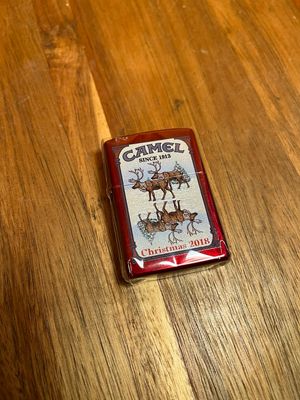 2018 Camel Christmas Reindeer Sealed Unstruck Zippo Lighter