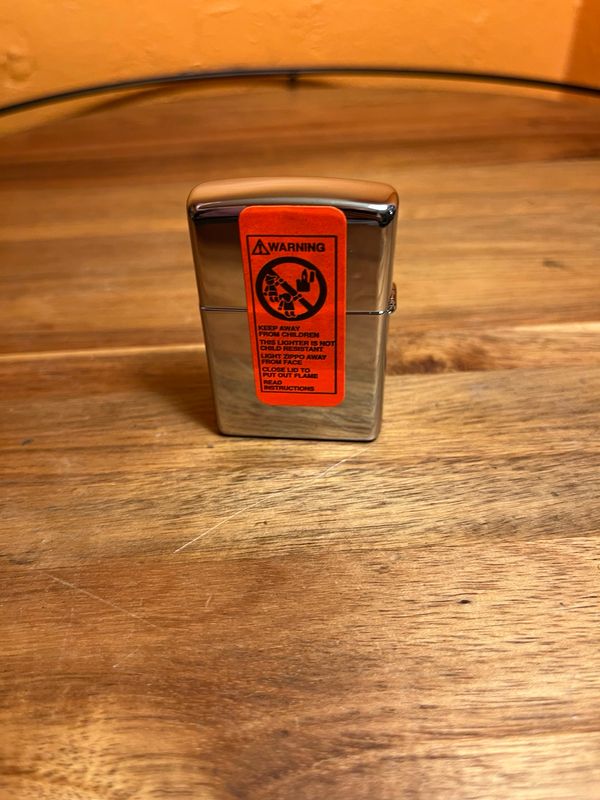 2000 Mirrored Smiley Sealed Unstruck Zippo Lighter