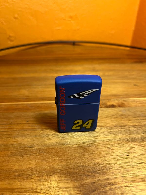 1996 Jeff Gordon NASCAR Blue Sealed Unstruck Zippo Lighter