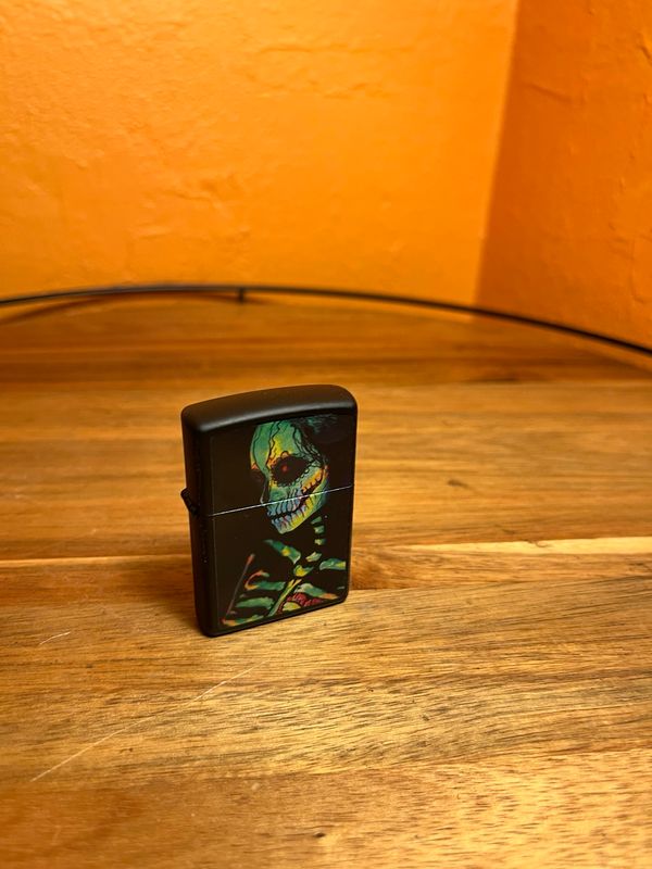 2023 Scifi Sugar Skull Girl Sealed Unstruck Zippo Lighter