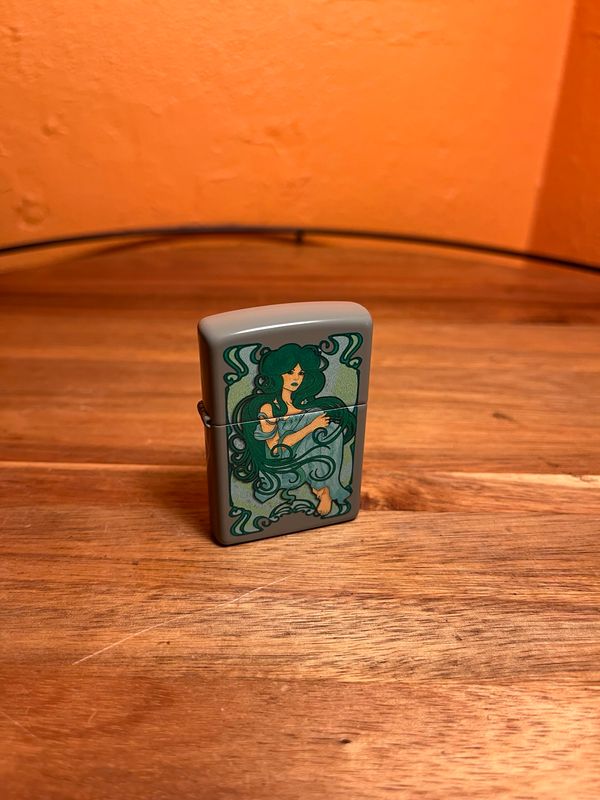 2022 Art Deco Girl Zippo Lighter